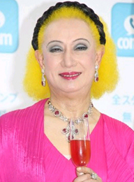 美輪明宏