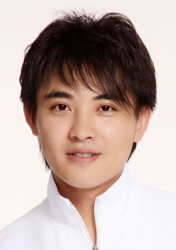 何飞