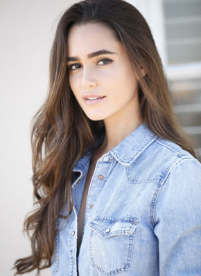 艾丽西亚·桑兹