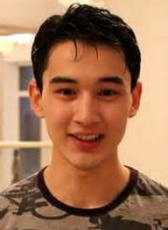 阿斯?fàn)柨病ね欣詹ǚ? width=