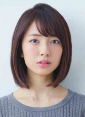 小島梨里杏