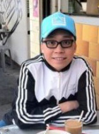 C君