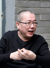陈界仁