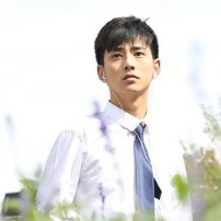向遨宇