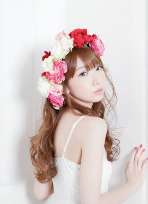 井上麻里奈