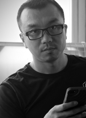 李萌