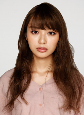 内田理央
