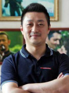 张彤