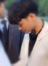 李崧鳴