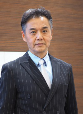 吕宁