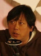 鞠觉亮