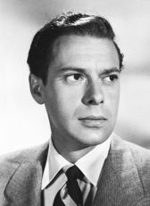 Ross Elliott
