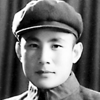 張連伏