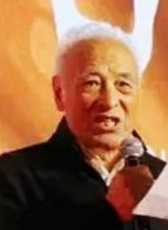 李新