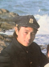 张育年