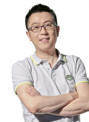 杨伟东