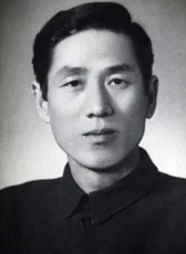 邵華
