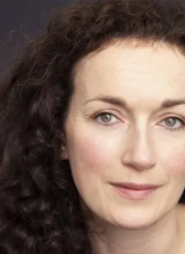 塔拉·布雷思纳克