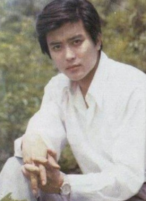 路峻