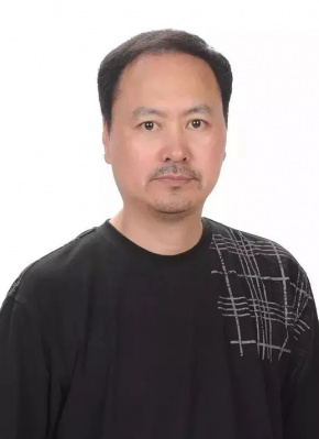 凌月刚