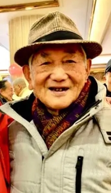 李新德