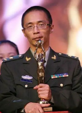 蘭曉龍