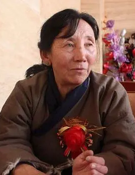 丹增卓嘎