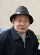 包月禄
