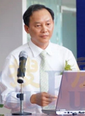 胡建新