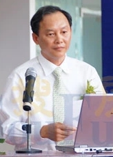 胡建新