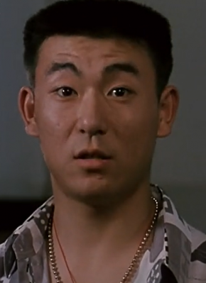 李強(qiáng)