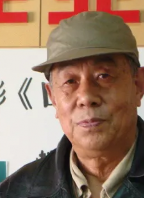 左辛?xí)?>                    </div>                </div>
                <!-- 基本信息 -->
                <div   id=