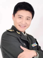 周炜