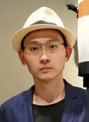 龙飞