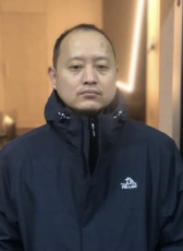 顾鑫