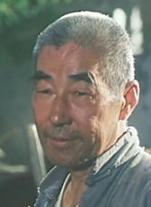 魏堅
