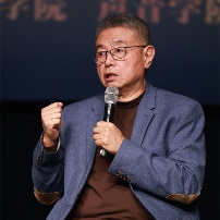 侯克明