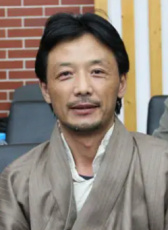 次仁羅布