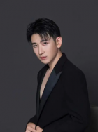 李佳桐