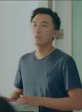 王泓博