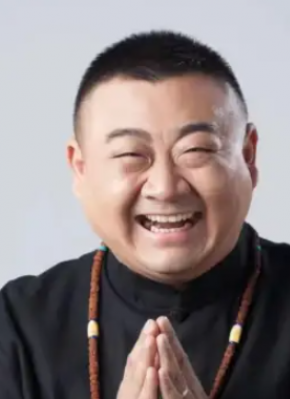 叶倩