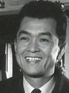 大坂志郎