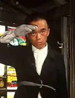 头师佳孝