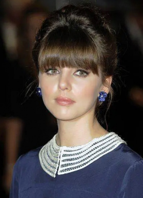 奥菲利亚·拉维邦德