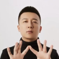 李超龍