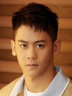 李淳