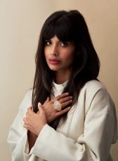 賈米拉·賈米爾