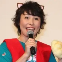 爱河里花子