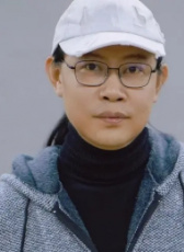 黃健