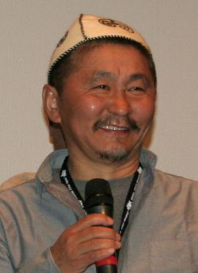 阿克坦·阿布德卡雷科夫